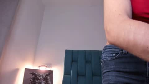 Snapshot of allisson_rose chatting on 02/11/25, 10:59 Alli online show from 02/11/25, 10:59