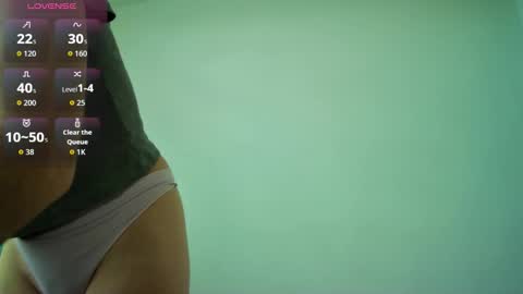 Snapshot of allisson_rose chatting on 02/11/26, 04:45 Alli online show from 02/11/26, 04:45