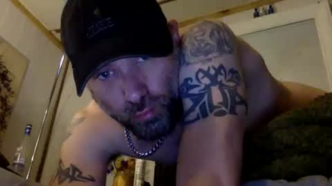 Snapshot of allitrunnin chatting on 12/01/25, 05:07 allitrunnin online show from 12/01/25, 05:07