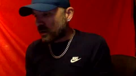 Snapshot of allitrunnin chatting on 04/05/26, 06:43 allitrunnin online show from 04/05/26, 06:43