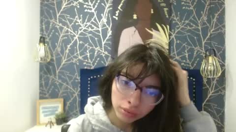 Snapshot of alllyson_ chatting on 05/30/26, 08:28 alison online show from 05/30/26, 08:28