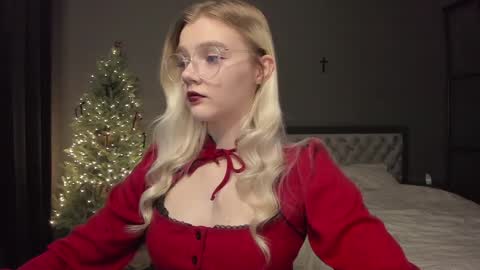 Snapshot of allotropp chatting on 01/05/25, 07:28 ALOTROPP NOT BABY online show from 01/05/25, 07:28