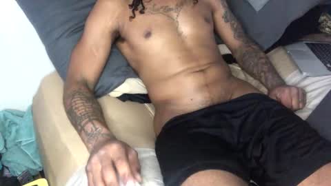 allthewayup10 online show from 01/05/25, 11:15