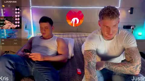 Snapshot of alltimehorny19 chatting on 09/10/25, 07:47 Justin online show from 09/10/25, 07:47