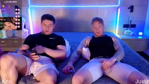 Snapshot of alltimehorny19 chatting on 11/30/25, 08:35 Justin online show from 11/30/25, 08:35