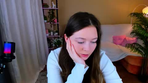 Snapshot of alluringeyess chatting on 10/17/25, 11:13 alluringeyess online show from 10/17/25, 11:13