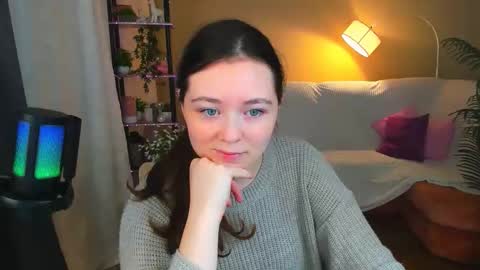 Snapshot of alluringeyess chatting on 10/22/25, 12:16 alluringeyess online show from 10/22/25, 12:16