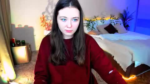 Snapshot of alluringeyess chatting on 11/16/25, 04:12 alluringeyess online show from 11/16/25, 04:12