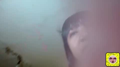 Snapshot of alluringriccaxxx chatting on 10/28/25, 07:01 alluringriccaxxx online show from 10/28/25, 07:01