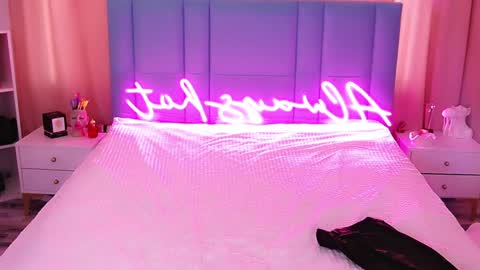 AlwaysHot online show from 01/17/25, 05:11