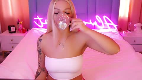 AlwaysHot online show from 02/02/25, 06:26