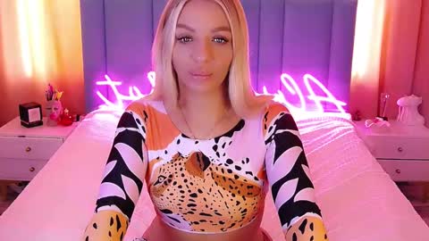 AlwaysHot online show from 03/10/25, 03:23