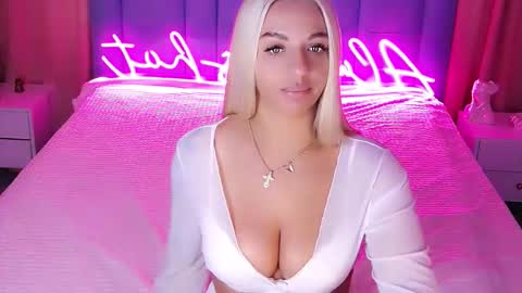 AlwaysHot online show from 09/12/25, 02:11