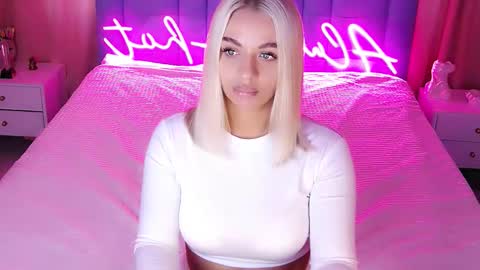 AlwaysHot online show from 09/17/25, 02:13