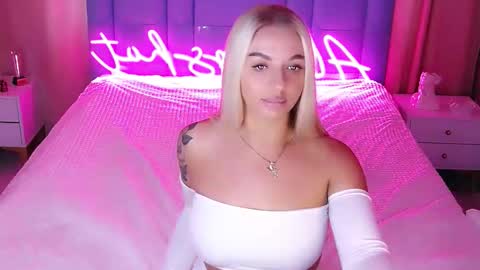 AlwaysHot online show from 10/28/25, 03:10