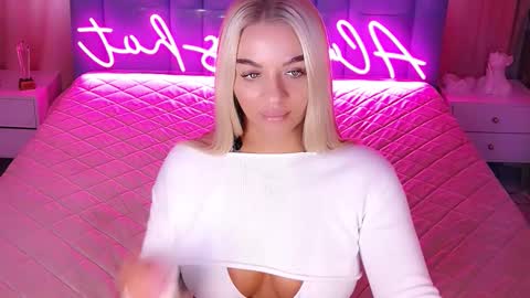 Snapshot of allwayshottt chatting on 02/03/26, 06:40 AlwaysHot online show from 02/03/26, 06:40