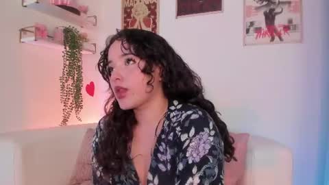  Ally Belle  online show from 06/17/26, 07:04