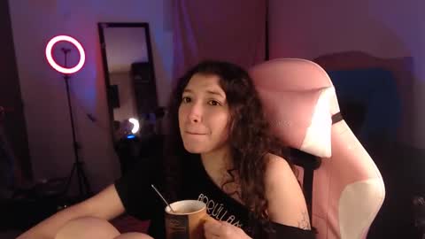 Snapshot of ally_donfort chatting on 02/10/25, 11:34 Ally online show from 02/10/25, 11:34