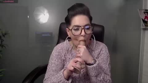         online show from 02/23/25, 09:16