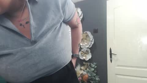         online show from 03/26/26, 07:52