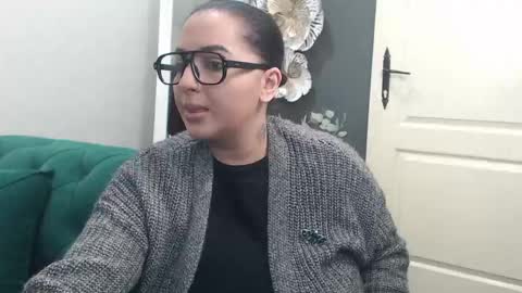         online show from 04/12/26, 02:44