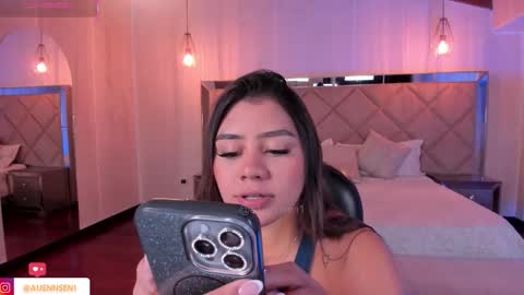 Alisson online show from 09/26/25, 10:19