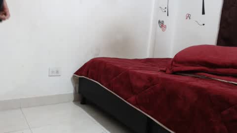 Snapshot of allyka_transsm chatting on 01/06/25, 08:07 Allyka online show from 01/06/25, 08:07