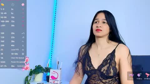 Snapshot of allymdo chatting on 11/17/25, 12:11 allymdo online show from 11/17/25, 12:11