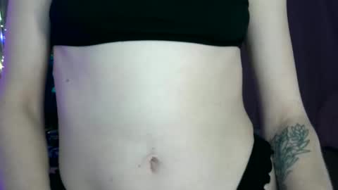 Snapshot of allyoursss1212 chatting on 03/27/26, 06:30 Ally Girl In Her Ally World online show from 03/27/26, 06:30