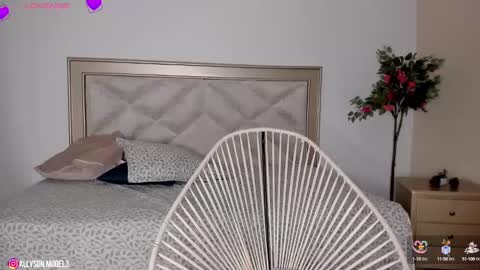 Snapshot of allyson_4 chatting on 01/07/25, 11:03 Allyson 3 online show from 01/07/25, 11:03