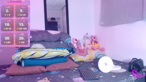 Allysonstonnes online show from 11/18/25, 01:22