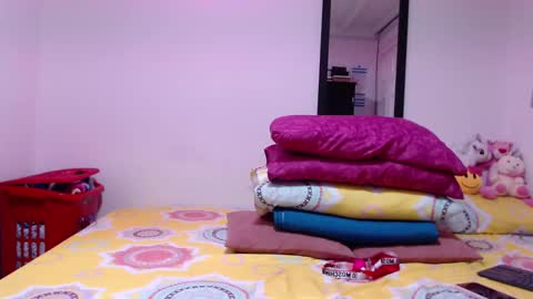 Allysonstonnes online show from 11/29/25, 02:47