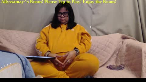 Allyssamay online show from 11/17/25, 03:56