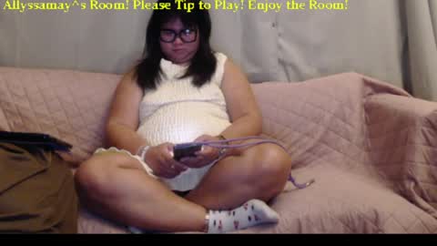 Snapshot of allyssamay chatting on 05/04/26, 03:02 Allyssamay online show from 05/04/26, 03:02