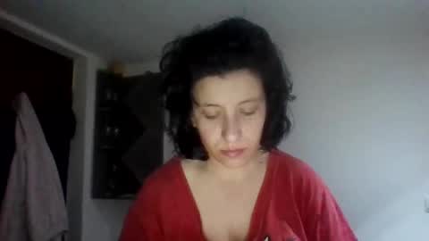 Snapshot of alma_amy chatting on 02/20/26, 09:48 Alma online show from 02/20/26, 09:48