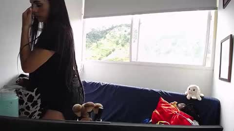 Arhantxa online show from 11/23/25, 07:24