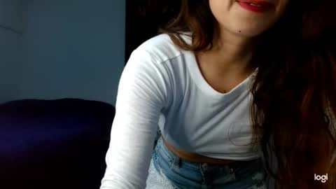 Snapshot of almaglow chatting on 03/26/26, 04:45 Alma online show from 03/26/26, 04:45