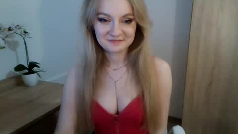 Snapshot of almanature chatting on 01/27/25, 07:13 AlmaNature online show from 01/27/25, 07:13