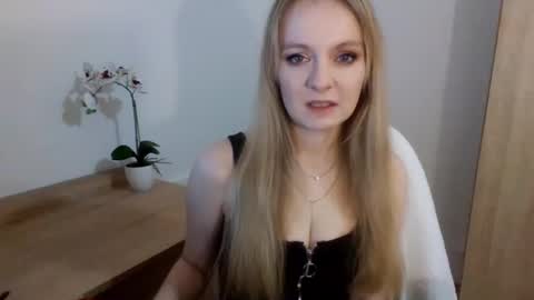 Snapshot of almanature chatting on 02/03/25, 09:29 AlmaNature online show from 02/03/25, 09:29