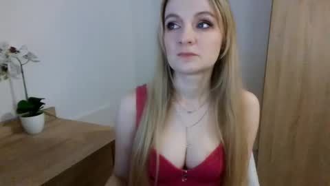 Snapshot of almanature chatting on 02/18/25, 09:31 AlmaNature online show from 02/18/25, 09:31