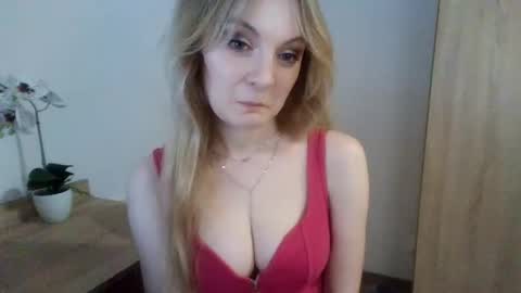 Snapshot of almanature chatting on 02/20/25, 11:10 AlmaNature online show from 02/20/25, 11:10