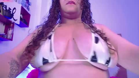 Snapshot of almarousse chatting on 04/16/26, 04:13 almarousse online show from 04/16/26, 04:13