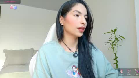 Snapshot of almatease chatting on 05/25/26, 12:22 Alma online show from 05/25/26, 12:22