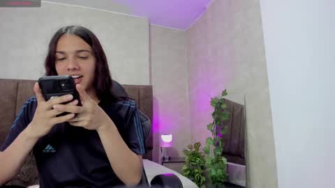 Santy online show from 09/15/25, 07:58