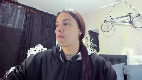 Santy online show from 02/12/26, 01:39