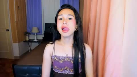 Snapshot of almira_hilson chatting on 08/06/26, 02:46 almira_hilson online show from 08/06/26, 02:46