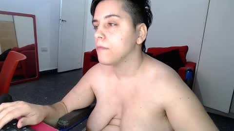 Almond online show from 12/29/24, 08:04