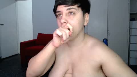 Almond online show from 01/08/25, 11:30