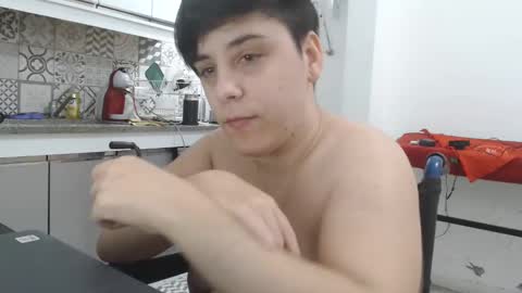 Almond online show from 01/12/25, 10:33