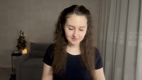 Anna online show from 12/01/25, 11:21